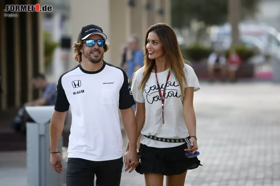 Foto zur News: Auch Fernando Alonso kommt mit (höchst attraktiver) weiblicher Entourage: Seine Freundin Lara Alvarez, ein spanischer TV-Star, war vor dem Formel-1-Fahrer mit Real-Madrid-Verteidiger Sergio Ramos liiert.