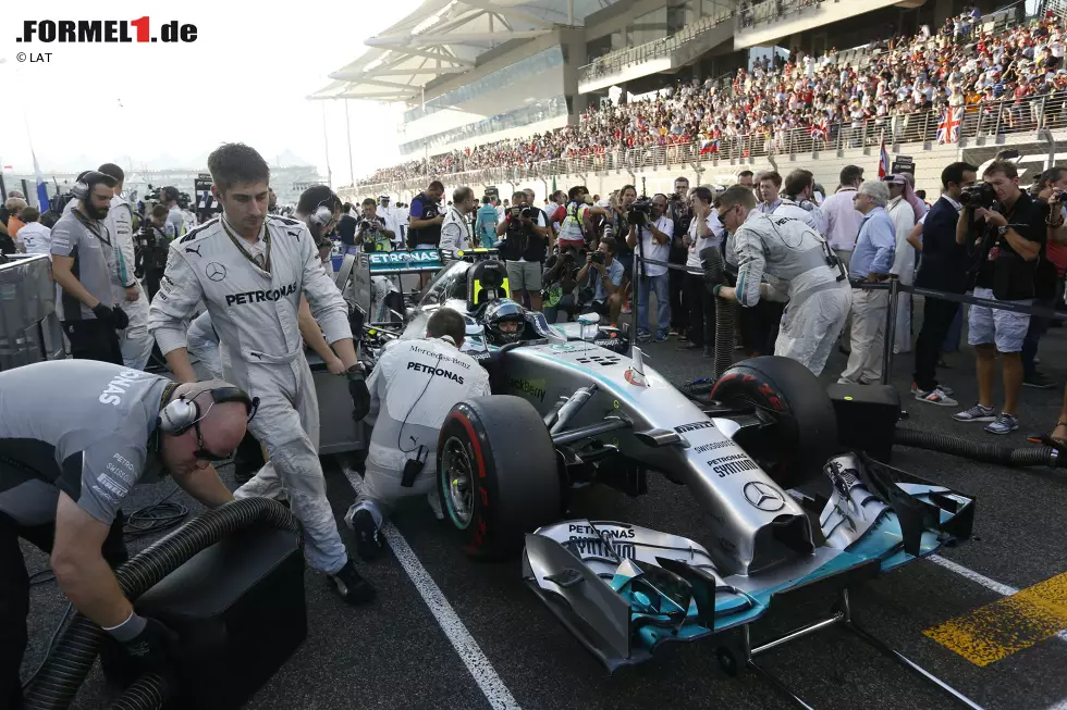 Foto zur News: Nur zwei andere Piloten standen hier auf Pole: Mark Webber startete 2013 für Red Bull von ganz vorne und Nico Rosberg im vergangenen Jahr für Mercedes.