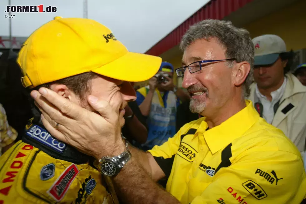 Foto zur News: Seitdem die aktuelle Streckenversion genutzt wird, wurde das Rennen nur viermal von der Pole-Position aus gewonnen. Beide Siege von Felipe Massa waren von der Pole aus, zudem die beiden letzten Events. Von allen Konfigurationen in Interlagos hält Fisichella den Rekord für den Sieg von der hintersten Startposition aus: Der Italiener startete 2003 von Rang acht.