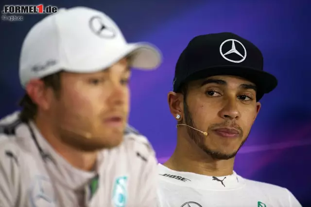 Foto zur News: Bei der anschließenden FIA-Pressekonferenz dann der Eklat um die Mercedes-Strategie: "Interessant, Lewis, von dir zu hören, dass du nur an dich selbst gedacht hast", wittert Rosberg eine Verschwörung. Der "Krieg der Sterne" lässt grüßen...