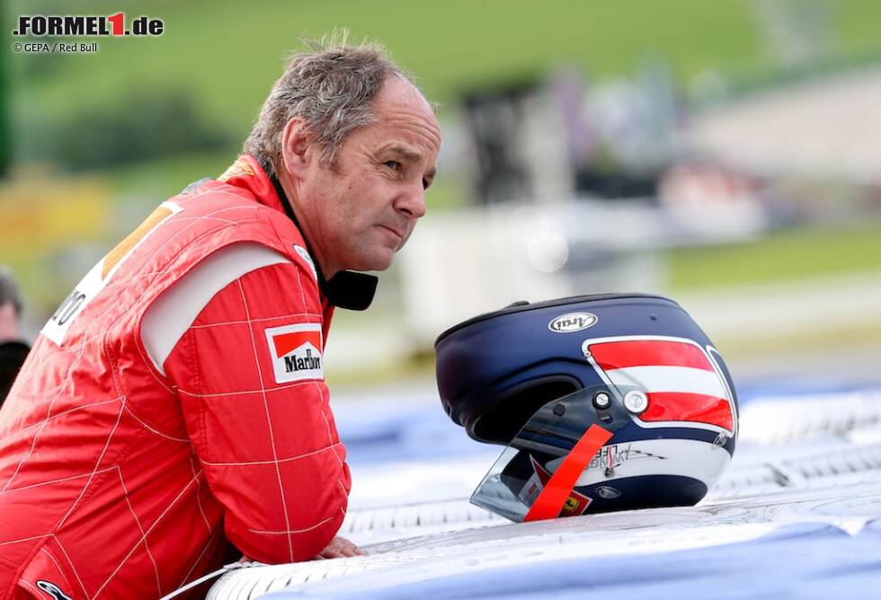 Foto zur News: ...gerade einer der vielen technischen Defekte für Frust sorgte. Selbst nach 27 Jahren im Ruhestand blieb sich der Ferrari in dieser Hinsicht treu und ließ Berger beim Revival auf dem Red-Bull-Ring im Stich. Der Österreicher nahm es mit Humor: &quot;Motorschaden - wie in alten Zeiten. Das Gehalt wurde nicht überwiesen, deswegen habe ich abgestellt.&quot;