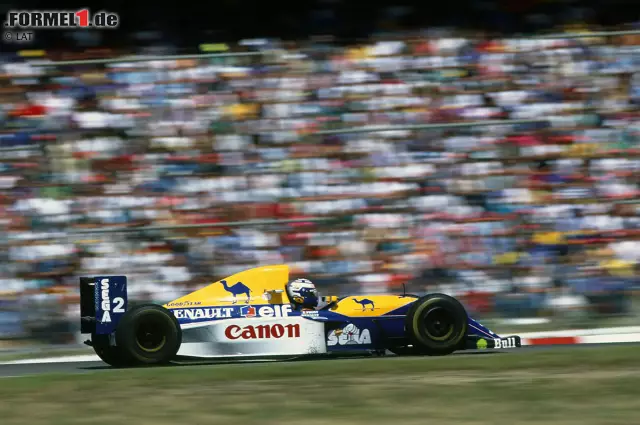 Foto zur News: ...und kommt mit Williams 1993 stärker als jemals zuvor zurück. Eine "Anti-Senna-Klausel" in seinem Arbeitsvertrag hat zuvor für eine neue Episode im ewigen Scharmützel der beiden Superstars gesorgt, doch im mit Computern und Technik vollgestopften Wunderauto aus der Feder Adrian Neweys ist gegen Prost kein Kraut gewachsen.