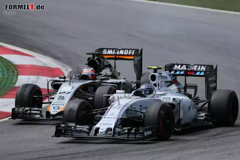 Foto zur News: Nächstes Opfer: Der Force India von Nico Hülkenberg, wegen Mercedes-PS ein weitaus schwierigeres Unterfangen. Bottas geht vorbei, Hülkenberg kommt früher an die Box, gewinnt die Position dadurch zurück - kann diese aber nicht lange halten. Es wird am Ende ein guter sechster Platz für den frischgebackenen Le-Mans-Sieger.