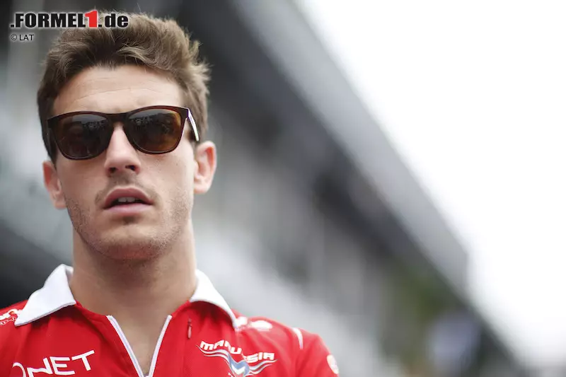 Foto zur News: Jules Bianchi ist nach Durchlaufen der hauseigenen Academy als Ferrari-Werkspilot vorgesehen, als der im unterlegenen Marussia beeindruckend schnelle Franzose in Monaco 2014 sensationell die ersten WM-Punkte für den Hinterbänkler holt - seine furiose Fahrt bei halbnassen Bedingungen erinnert an die Geburtsstunde diverser Formel-1-Legenden und auch an Stefan Bellof. Doch nur wenige Monate später kommt es im japanischen Suzuka zur Katastrophe: Bianchi ist im Regen trotz gelber Flaggen vermutlich zu schnell unterwegs, gerät von der Strecke ab und rauscht unter einen mit Bergungsarbeiten beschäftigten Radlader. Er stirbt nach neun Monaten im Koma in seiner Heimatstadt Nizza - mit nur 25 Jahren.