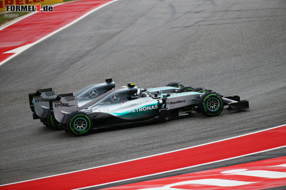 Foto zur News: ... die Hamilton, wie schon in Suzuka, gnadenlos für sich beansprucht...