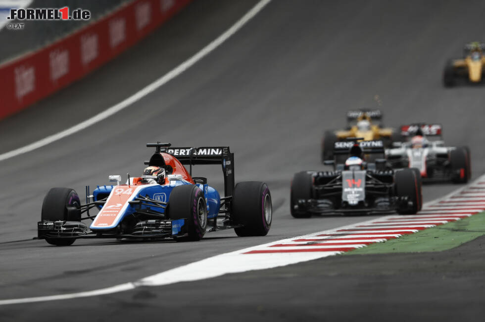 Foto zur News: Beim Österreich-Grand-Prix in Spielberg holte Wehrlein als Zehnter den ersten WM-Punkt seiner Formel-1-Karriere. Das hätte den wichtigen zehnten Rang in der Konstrukteurs-WM für Manor bedeuten können, doch das Team verlor ihn im Regenchaos von Brasilien an Sauber.