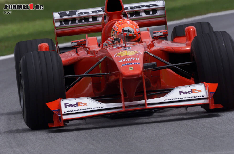 Foto zur News: Designwechsel im Jahr 2000: Der Frontflügel des F1-2000 wechselt von schwarz auf weiß. Er bleibt auch in den Folgejahren weiß, Ferrari und Michael Schumacher dominieren die Formel 1 fast nach Belieben.