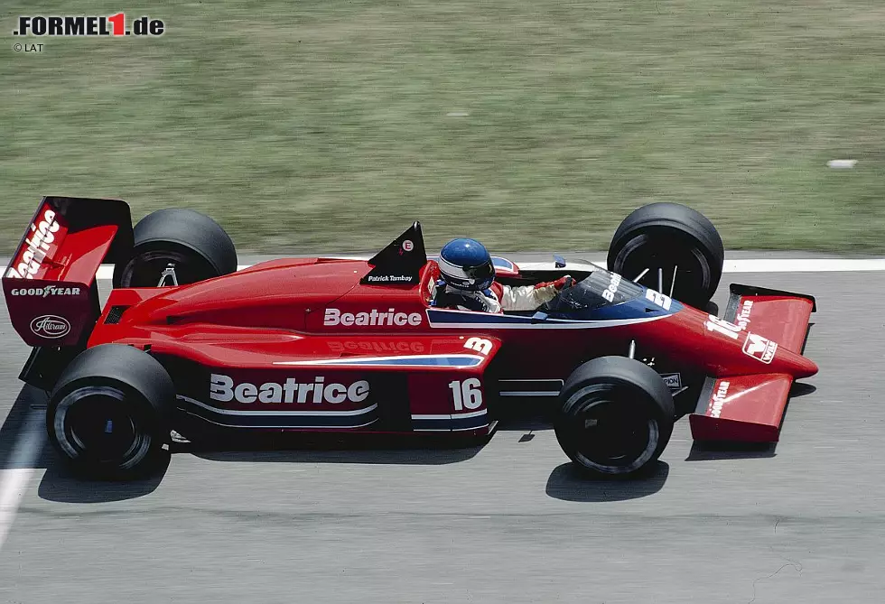 Foto zur News: In Imola ist der erste THL2 für Jones fertig. Der Australier qualifiziert sich aber nur als 21, während Tambay (im Bild) mit dem alten Auto auf Startplatz elf steht. Jones ist mit dem Handling zufrieden, aber der Ford-Turbo liefert zu wenig Leistung.