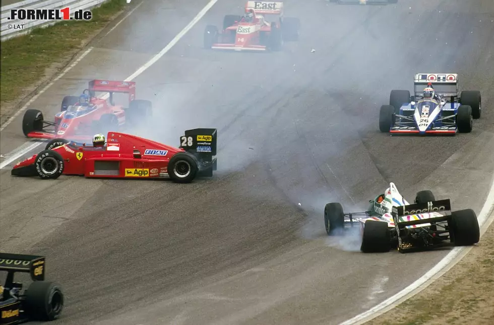 Foto zur News: Insgesamt war Tambay der schnellere Mann, doch erst beim zehnten Rennen in Hockenheim schaffen es beide Haas-Piloten außerhalb der Punkteränge ins Ziel. Beim Startcrash zwischen Stefan Johansson (Ferrari) und Teo Fabi (Benetton) hatte Tambay Glück.