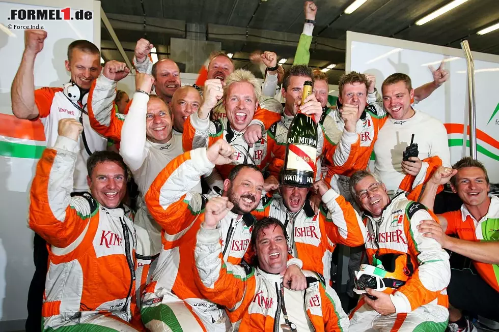 Foto zur News: 2009 gelang dann Force India mit Giancarlo Fisichella ebenfalls in Spa die erste Pole-Position sowie mit Platz zwei das bisher beste Ergebnis in der Formel 1.