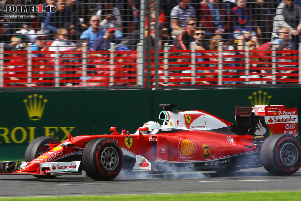 Foto zur News: Die Anzahl der zu Verfügung stehenden supersoften Reifen könnte erneut den Ausgang des Ausscheidungs-Qualifyings beeinflussen. Manor geht mit vier Sätzen der rot markierten Reifen ins Wochenende, Sauber und Toro Rosso haben fünf, Mercedes, Ferrari, Red Bull, Force India und McLaren sechs und Williams, Renault und Haas sieben.