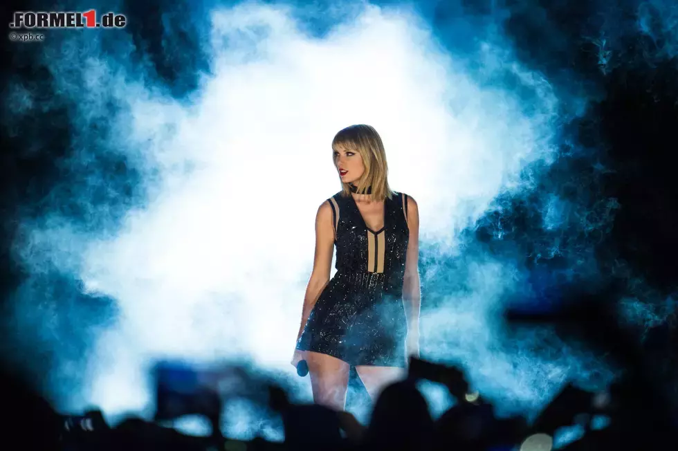 Foto zur News: Austin ist einer der beliebtesten Grands Prix, und das nicht nur wegen der leckeren Steaks und der tollen Rennstrecke. Auch Highlights wie das Konzert-Rahmenprogramm sind in den USA einzigartig. Headliner 2016: Taylor Swift. Bei ihren Hits wie &quot;Love Story&quot; schmelzen selbst die Herzen der härtesten Benzinbrüder...