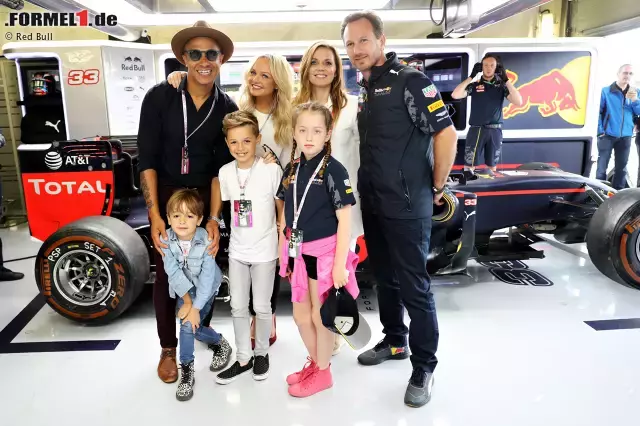 Foto zur News: Spice Girls mit Anhang: Emma Bunton (links) kommt mit ihrem Verlobten Jade Jones und den beiden gemeinsamen Kindern. Geri Halliwell (rechts) ist seit vergangenem Jahr mit Christian Horner verheiratet. Das Kind bringt sie aus erster Ehe mit.