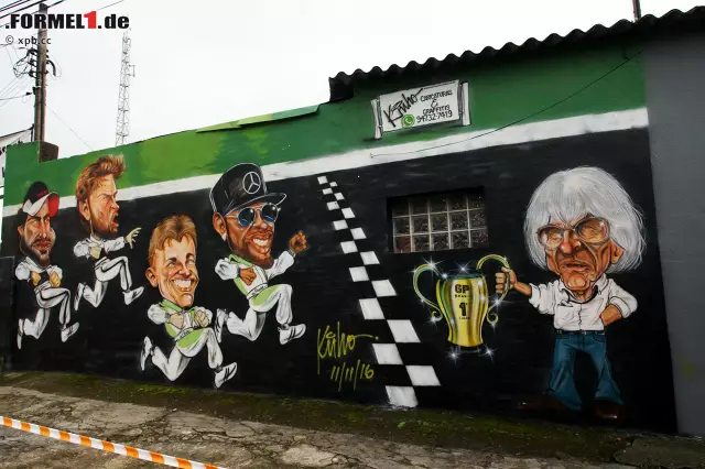 Foto zur News: Mit diesem Graffiti im Autodromo Jose Carlos Pace in Interlagos ("Zwischen den Seen") hat Hamilton freilich nichts zu tun. Sie wollen so eine Karikatur bei sich zu Hause im Wohnzimmer haben? Kein Problem, die Kontaktnummer des Künstlers steht ja dabei...