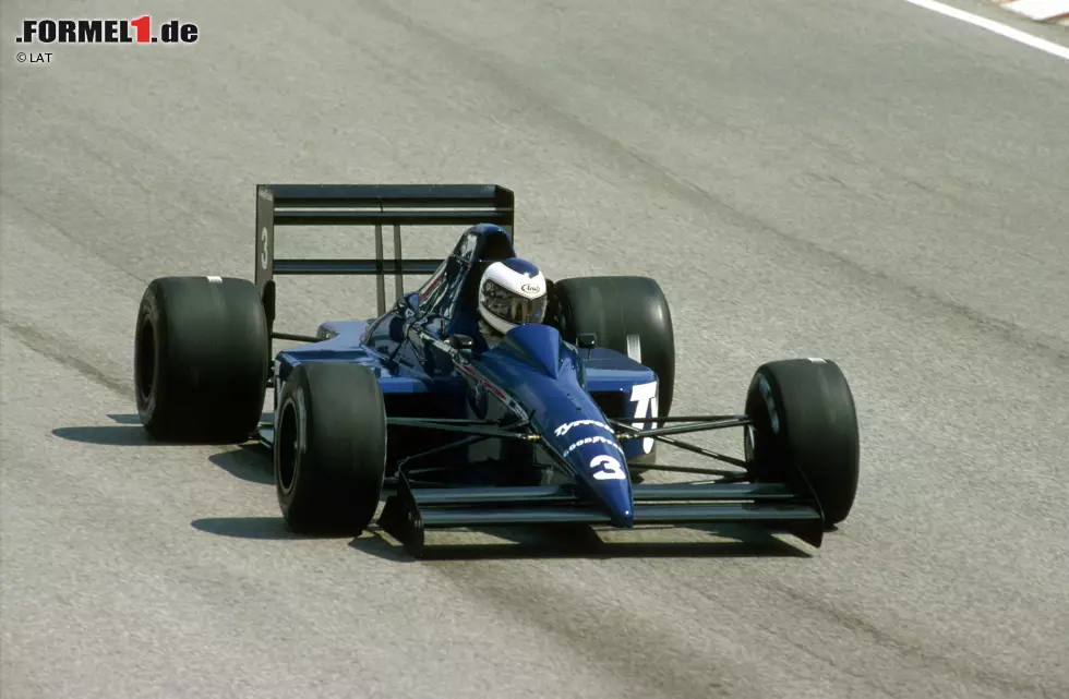 Foto zur News: 1989 erreichte Jonathan Palmer, der Vater des aktuellen Renault-Fahrers Jolyon Palmer, die einzige schnellste Rennrunde seiner 82 Grand-Prix-Starts umfassenden Laufbahn. Auf Tyrrell erzielte er in der elften Runde des Regenrennens eine Zeit von 1:31.925 Minuten.