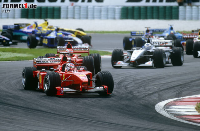 Foto zur News: Ferrari ist in Malaysia der erfolgreichste Konstrukteur. Die italienische Marke hat siebenmal gewonnen, mehr als doppelt so oft wie der erste Verfolger Red Bull (dreimal). McLaren kommt auf zwei Siege; Williams, Brawn und Mercedes auf je einen.