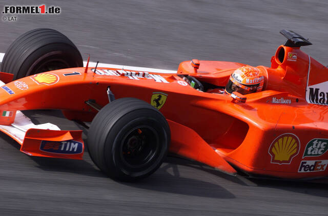 Foto zur News: Michael Schumacher hält mit fünf ersten Plätzen den Pole-Position-Rekord in Sepang. Bei der Premiere 1999 stand er ebenso ganz vorne wie 2000, 2001, 2002 und 2004. Lewis Hamilton stand schon dreimal auf Pole; 2012 auf McLaren und 2014 und 2015 auf Mercedes.