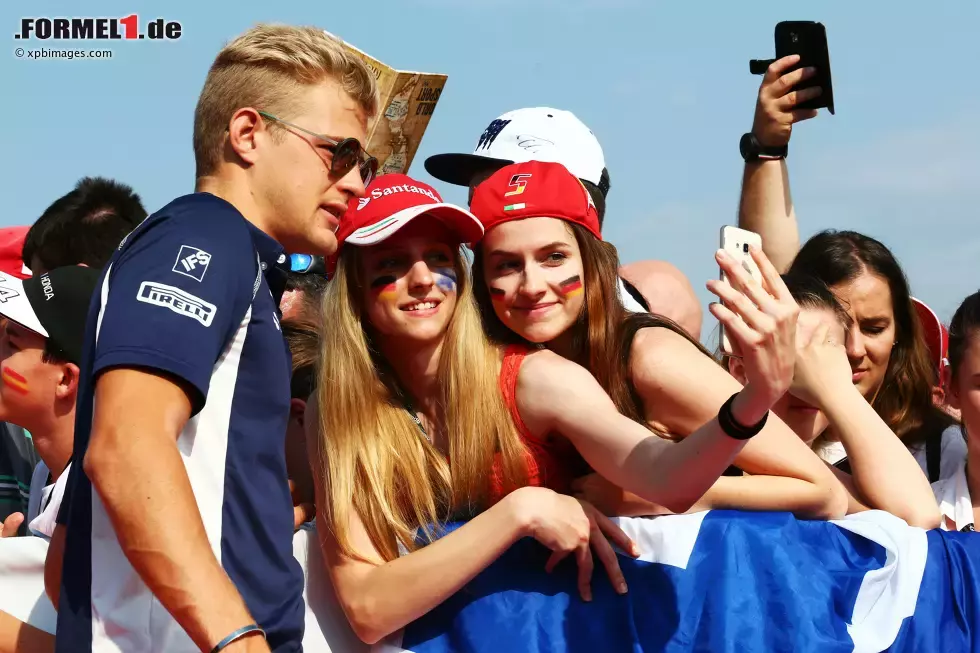 Foto zur News: Noch ein Fahrer feiert dieses Wochenende Jubiläum: Marcus Ericsson. Der Schwede wird am Sonntag seinen 50. Grand Prix bestreiten. 2014 debütierte er beim Grand Prix von Australien mit dem Caterham-Team, für das er bis zum Aus 16 Mal am Start war. 2015 wechselte er zur Sauber-Truppe, für die er bislang 33 Mal antrat und fünf Mal punktete.