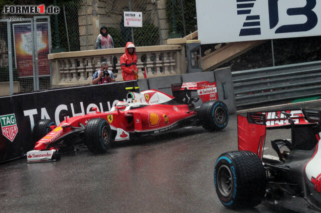 Foto zur News: In der elften Runde ist für Kimi Räikkönen (an elfter Stelle liegend) Endstation. Wegen zu kalter Hinterreifen rutscht er in der Loews-Haarnadel wie ein Anfänger in die Leitplanken. Felipe Massa kann gerade noch abbremsen, Romain Grosjean wird eingekerkert und fällt weit zurück. Am Ende P13 für den Haas-Piloten.