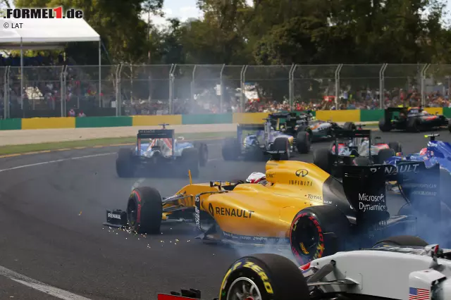 Foto zur News: Für Kevin Magnussen ist der Comeback-Grand-Prix nach ein paar hundert Metern so gut wie vorbei: Reifenschaden links vorn, vermutlich ohne Fremdeinwirkung. Die Safety-Car-Phase ist seine zweite Chance, für Punkte reicht's trotzdem nicht - weil der bananengelbe Renault dafür einfach nicht schnell genug ist.