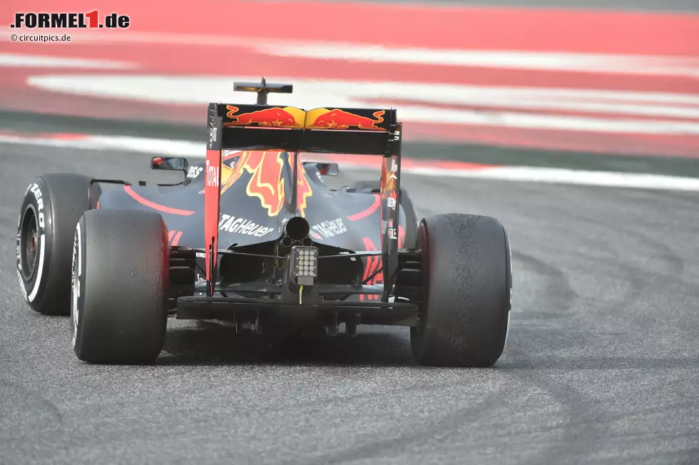 Foto zur News: Red-Bull-TAG-Heuer RB12