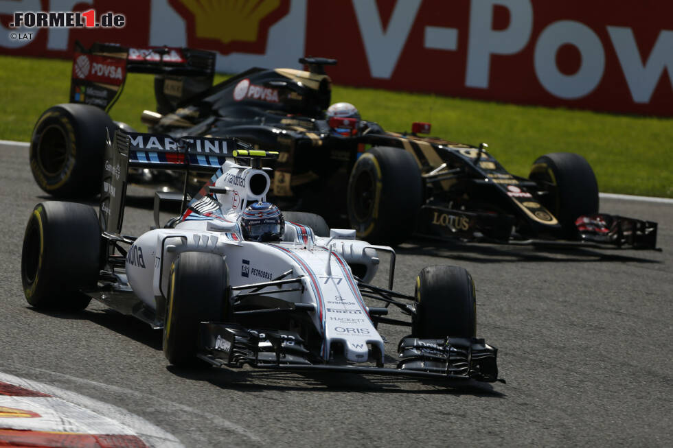 Foto zur News: &quot;Entweder bist du in Sektor eins und drei schnell, wo es um Höchstgeschwindigkeit geht, oder in Sektor zwei, wo es mehr Kurven gibt&quot;, erinnert Romain Grosjean. Hier macht&#039;s die richtige Mischung.