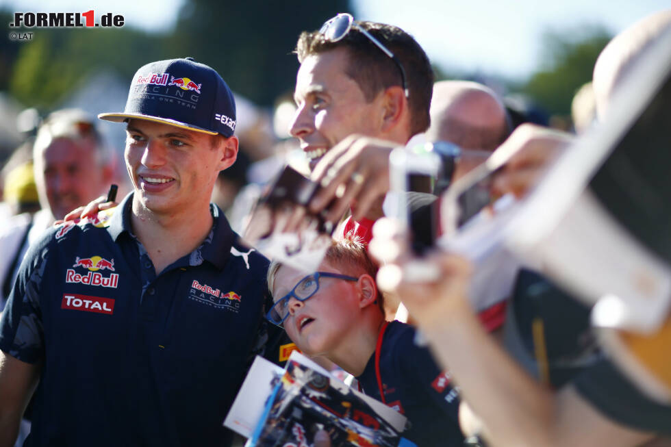 Foto zur News: &quot;Ich bin hier nicht viel gefahren, aber es kommt schon sehr nahe ran (an meine Heimat; Anm. d. Red.). Es werden sehr viele Fans kommen, darauf freue ich mich definitiv&quot;, freut sich der Red-Bull-Pilot, der übrigens im belgischen Hasselt geboren ist. Seine Mutter ist ebenfalls Belgierin.