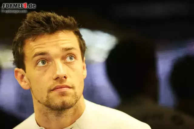 Foto zur News: Auch Renault-Pilot Jolyon Palmer fühlt sich von anderen Vorzügen Deutschlands angezogen: "Ich werde mich am Sonntagabend mit einem guten deutschen Bier in die Sommerpause verabschieden."