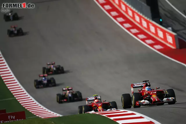 Foto zur News: "Durch die Höhenunterschiede lastet eine Menge Druck auf dem Auto", erklärt McLaren-Teamkollege Fernando Alonso und verrät: "Es ist wichtig, an jedem Kurvenausgang eine gute Traktion zu haben." Das macht den CoTA rundherum zu einer echten Herausforderung für Mensch und Maschine.