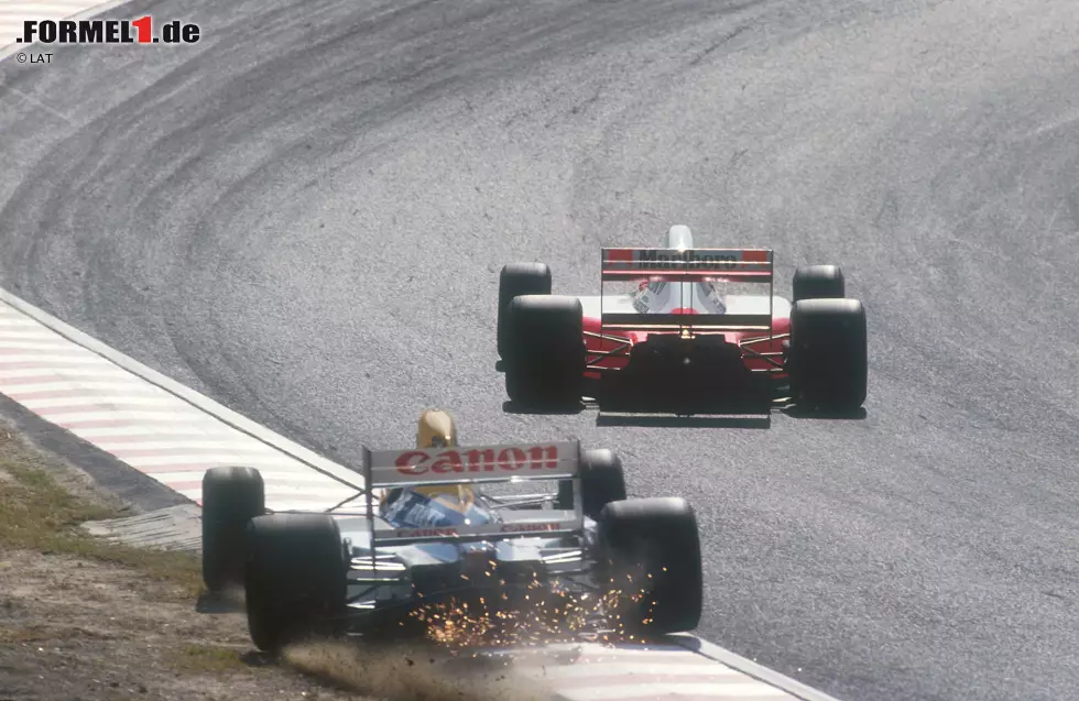 Foto zur News: Suzuka (Japan) 1991: Ayrton Senna feiert in der Heimat von Motorenhersteller Honda den bis heute einzigen WM-Titel eines V12-Motors.