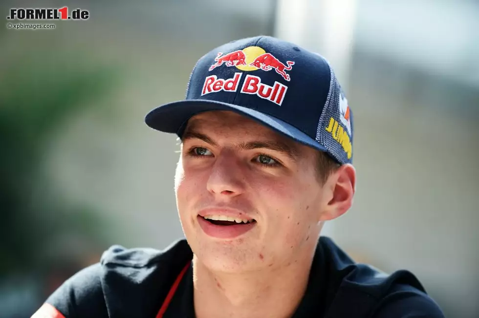 Foto zur News: Jean Todts Meinung war eindeutig: &quot;Ich persönlich denke, dass er zu jung ist.&quot; Wenig später folgte eine Verstappen-Klausel, die einen so jungen Einstieg mittlerweile verhindert.