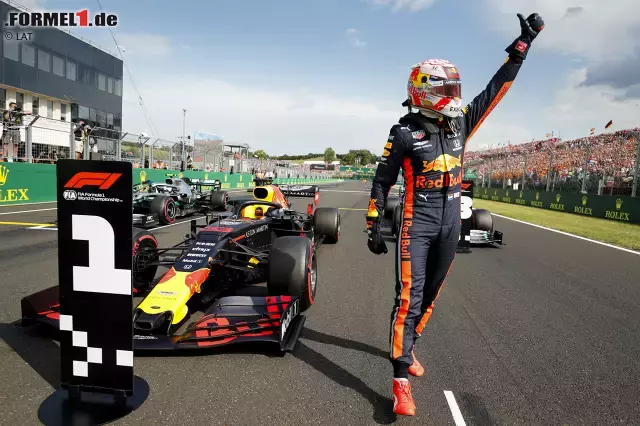 Foto zur News: Zumindest schafft Verstappen 2019 eine andere Hürde: Er fährt seine erste Pole-Position ein. Im Qualifying in Ungarn ist es endlich so weit. "Eine Erleichterung", gibt Helmut Marko zu.