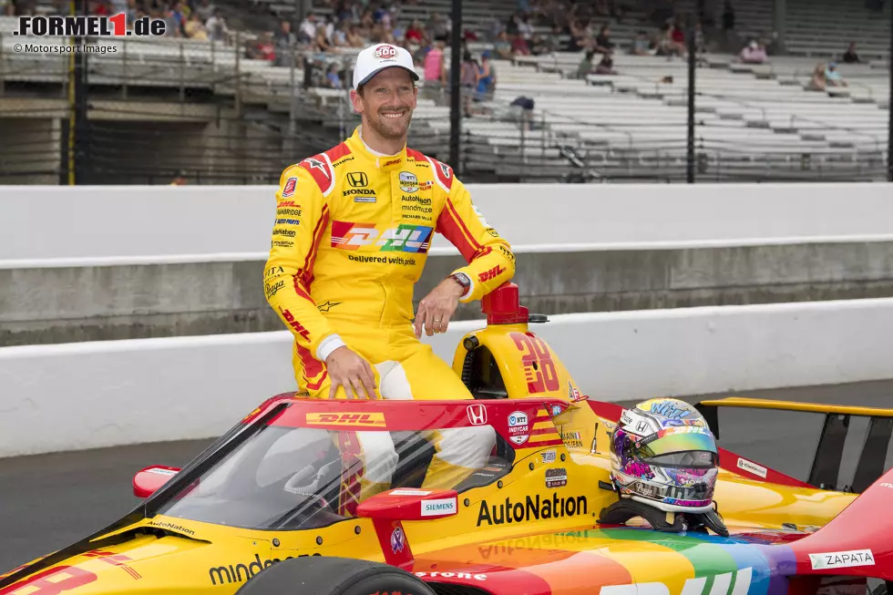 Foto zur News: Romain Grosjean (181 Grands Prix): Der in der Schweiz geborene Franzose kehrt der Formel 1 nach seinem schweren Feuerunfall vom November 2020 den Rücken. In der IndyCar-Serie ist er 2021 Rookie, lässt Indy aber noch aus. 2022 fährt er erstmals im berühmten Oval, qualifiziert sich in den Top 10, scheidet im Rennen aber mit Crash aus.