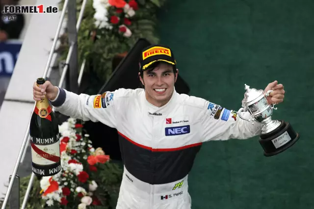 Foto zur News: Drei Fahrer fuhren beim Malaysia-Grand-Prix zum ersten Mal auf das Podium: Alonso 2003, Button 2004 und zuletzt Sergio Perez 2012.