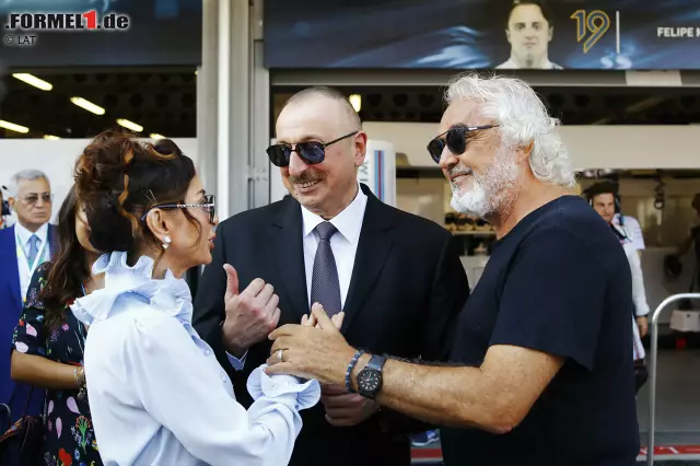 Foto zur News: Eingefädelt hat den Deal zwischen Aserbaidschan und der Formel 1 übrigens Flavio Briatore. Der betreibt in unmittelbarer Nähe der Grand-Prix-Strecke einen seiner Billionaire-Clubs. Und hat im Vorbeigehen einen Baku-Botschaftervertrag für seinen Freund Fernando Alonso eingetütet. Sicher alles recht lukrativ.