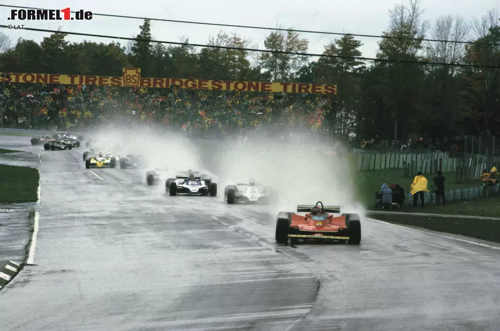 Foto zur News: #5: Gilles Villeneuve. Um im Regen wirklich schnell zu sein, hilft es, den Verstand ausschalten zu können. Das ist eine Gabe, die Jacques Villeneuves Vater wie kein anderer beherrscht. Eine denkwürdige Kostprobe seiner Risikobereitschaft gibt er beim Sieg in Watkins Glen 1979 auf Ferrari ab.