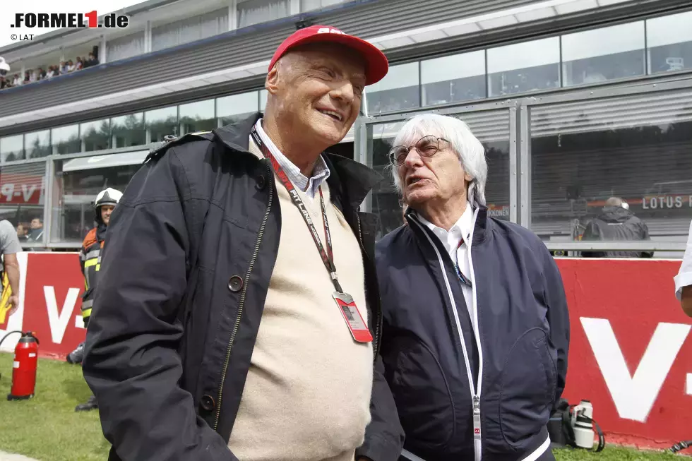 Foto zur News: Mit Niki Lauda verbindet ihn die gemeinsame Zeit bei Brabham, wo der Österreicher für ihn ins Lenkrad griff: &quot;Einige Jahre war Niki wie ein Bruder für mich&quot;, erinnert Ecclestone an diesen Lebensabschnitt. Heute begegnet ihm Lauda als Mercedes-Vertreter und mitunter als harter Verhandlungspartner: &quot;Aber er ist in Ordnung.&quot;