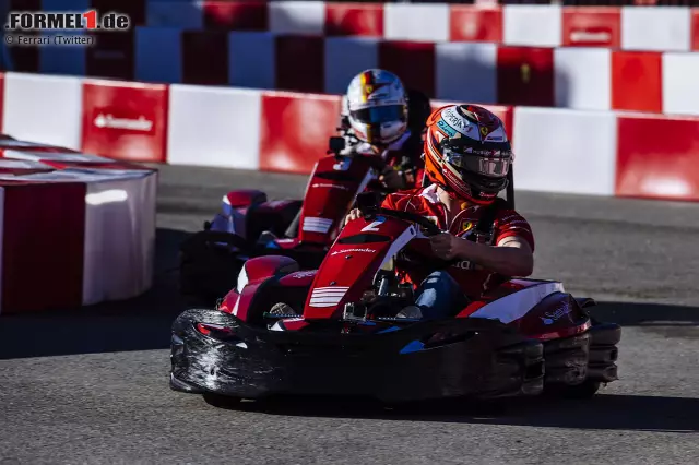 Foto zur News: Ferrari-Sponsor Santander fährt in Barcelona jedes Jahr große Geschütze auf. Etwa ein Fußballmatch für Journalisten und Promis und ein Kartrennen mit den Ferrari-Stars Kimi Räikkönen und Sebastian Vettel. Hier liegt Räikkönen in Führung, im Formel-1-Auto kommt's dann andersrum.