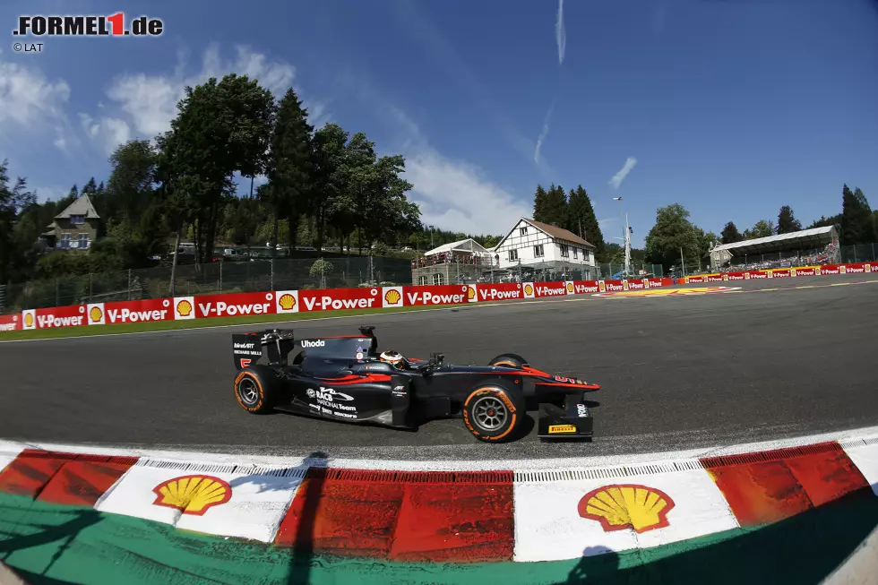 Foto zur News: McLaren-Pilot Stoffel Vandoorne ist seit 2011 (Jerome d&#039;Ambrosio für Marussia) der erste Fahrer, der in Spa unter belgischer Flagge startet. 2015 gewann er dort das Hauptrennen der GP2. 2013 siegte er an gleicher Stelle in der Formel Renault 3.5, 2010 triumphierte er bei beiden Rennen des F4-Eurocup 1.6.