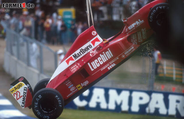 Foto zur News: Von der Verbindung zu Ferrari profitieren die Kundenteams, zum Beispiel Dallara 1992. Bei den Privatiers ist Marlboro zunächst deutlich prominenter aufgeklebt als auf dem Werkswagen ...