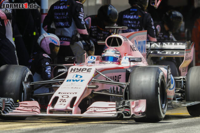 Foto zur News: Unauffällig, aber effizient entwickelt sich Force India zum Punktehamster der Saison. Obwohl bei Sergio Perez' Boxenstopp ein Rad klemmt, belegen der Mexikaner und Esteban Ocon die Plätze vier und fünf. In der WM hat das Mallya-Team auf P4 mehr als doppelt so viele Punkte wie Verfolger Toro Rosso!