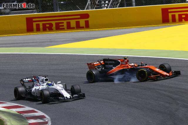 Foto zur News: Massa, der McLaren-Magnet: Nach Alonso gerät er auch noch mit Stoffel Vandoorne aneinander, was den Belgier das Rennen kostet. Später gibt Vandoorne den Fehler zu: Massa sei am Beginn der Geraden noch so weit weg gewesen, dass er in Kurve 1 nicht mit ihm gerechnet habe. Ein "Kompliment" an den Honda-Motor.