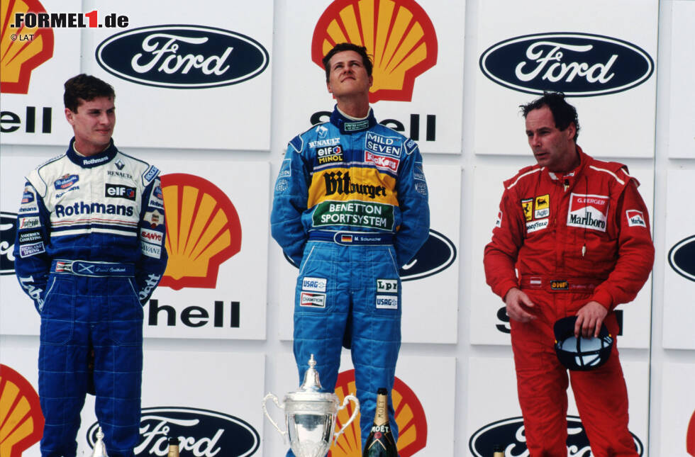 Foto zur News: Michael Schumacher (Brasilien 1995) - Ein Jahr später stehen Schumacher und Benetton erneut im Mittelpunkt - und das gleich beim ersten Saisonrennen! In Interlagos gewinnt der neue Weltmeister vor David Coulthard (Williams), doch beide werden disqualifiziert, weil das Benzin in ihren Autos Unregelmäßigkeiten aufweist.