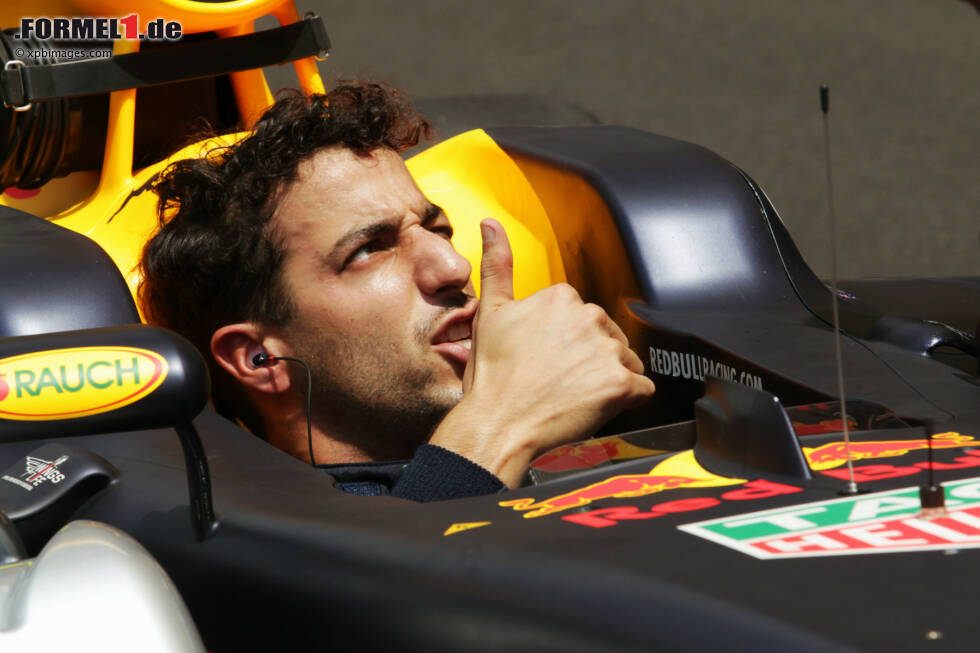 Foto zur News: &quot;Die Hitze ist zwar furchtbar&quot;, gibt Ricciardo zu, &quot;aber als ich im vergangenen Jahr die Ziellinie überquerte und ein gutes Rennen hatte, war das Gefühl, etwas Tolles geschafft zu haben, umso größer. Diese Herausforderung wird mir fehlen.&quot;