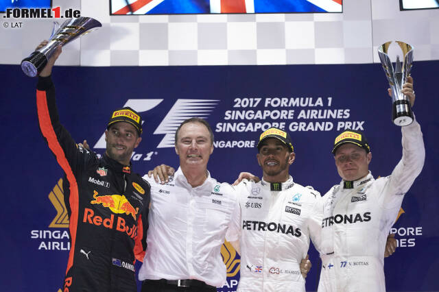 Foto zur News: Der Österreicher sagt aber auch: "Das ist noch keine Vorentscheidung in der WM!" Für den drittplatzierten Bottas schon: Ihm fehlen 51 Punkte auf Hamilton. Selbst Toto Wolff leuchtet ein, dass sich Mercedes jetzt auf eine Nummer 1 festlegen muss. Denn Vettel hat 2010 schon einmal gezeigt, wie gefährlich er sein kann, wenn er angezählt ist