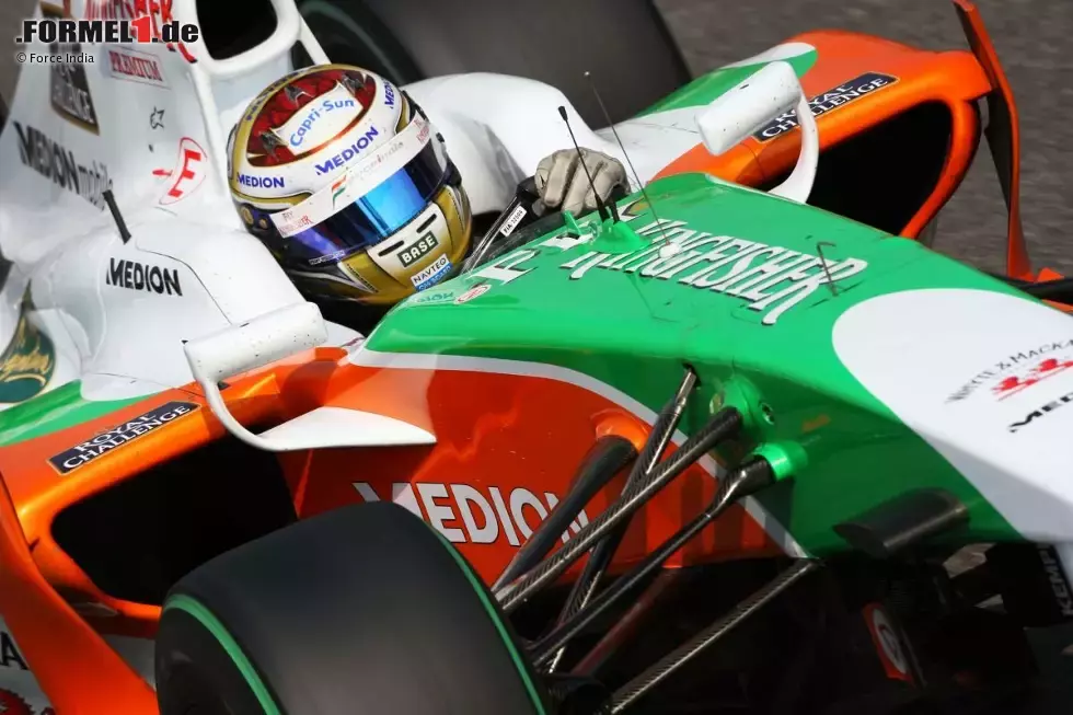 Foto zur News: 2. Adrian Sutil - 128 Rennen: Mit Force India hat der Gräfelfinger in den Anfangsjahren meist das Hinterfeld gebucht, als sich 2009 die große Chance bietet. Auf den Highspeed-Kurven von Spa und Monza ist das noch punktelose Auto plötzlich bei der Musik. Giancarlo Fisichella feiert in Belgien überraschend Pole und Rang zwei ...