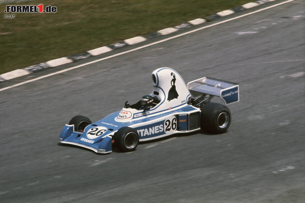 Foto zur News: Alle Ästheten, die sich in diesem Jahr an den Heckfinnen stören, sollten sich derweil einmal dieses Ungetüm anschauen. Ligier setzt bereits 1976 auf diese gigantische Airbox - zumindest zu Beginn des Jahres, später in der Saison nimmt das Auto dann wieder normale Dimensionen an. Immerhin den Sponsor dürfte es gefreut haben.