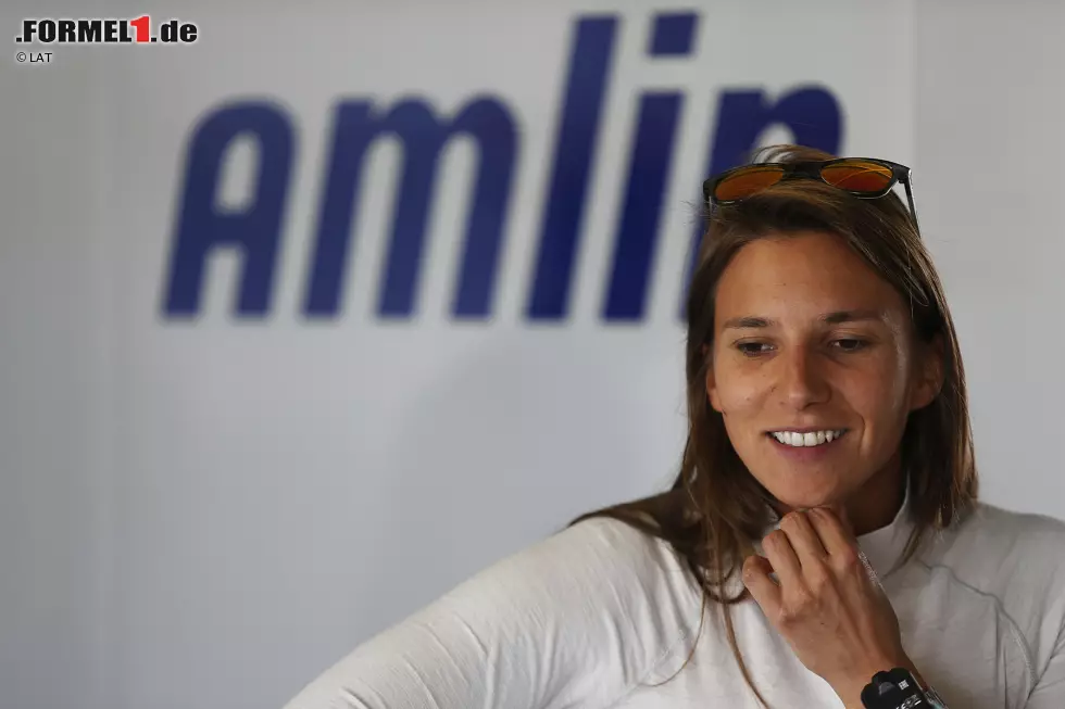 Foto zur News: Simona de Silvestro (30/SUI): Mit Platz drei in Houston fuhr die Schweizerin 2013 nach Sarah Fischer und Danica Patrick als dritte Frau bei den IndyCars aufs Podest. Nach einem Sauber-Formel-1-Test wechselte sie zu den V8-Supercars nach Australien. Beim Formel-E-Test in Riad war sie in Susie Wolffs Team die schnellste Frau.