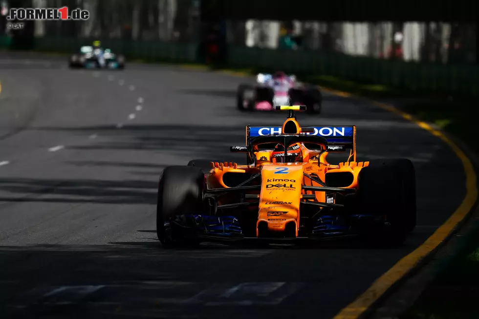 Foto zur News: Stoffel Vandoorne (3): Ein klassischer Vandoorne: Keine gravierenden Fehler, nicht allzu weit weg von Alonso, aber dann doch irgendwie weiter hinten gelandet, auch mit ein wenig Safety-Car-Pech. Melbourne war eine solide Vorstellung. Nicht mehr, nicht weniger.