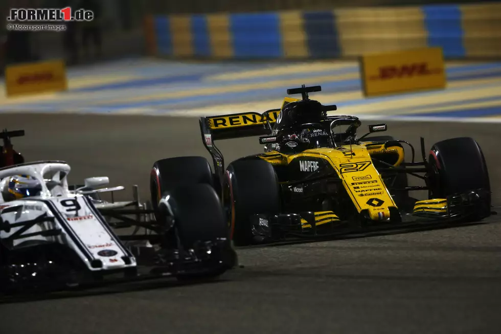 Foto zur News: Nico Hülkenberg (2): Viele hatten ihn schon als zweite Geige hinter &quot;rising Star&quot; Sainz gesehen, aber der alte &quot;Hülk&quot; schlägt beeindruckend zurück! Sainz hat in Bahrain keinen Stich gegen ihn gemacht. Und letztendlich hat er mit dem Renault genau die Punkte geholt, die möglich waren.